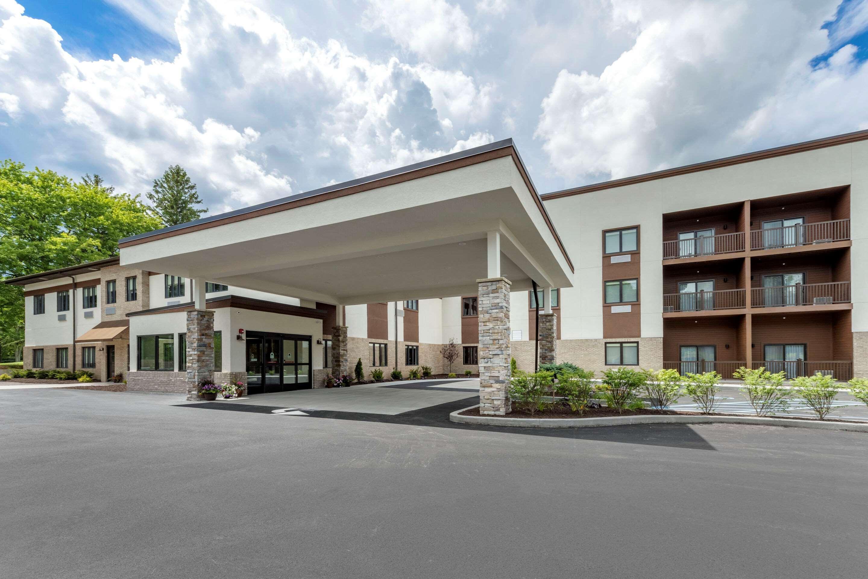 The Cranberry, Ascend Hotel Collection Моргантаун Екстериор снимка