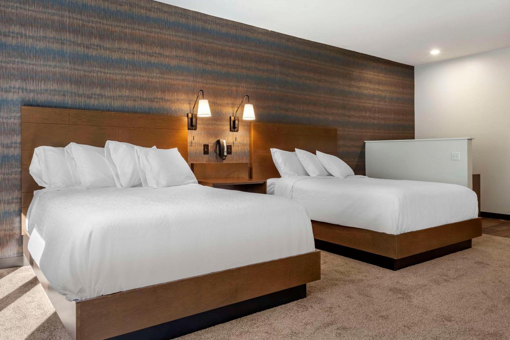 The Cranberry, Ascend Hotel Collection Моргантаун Екстериор снимка
